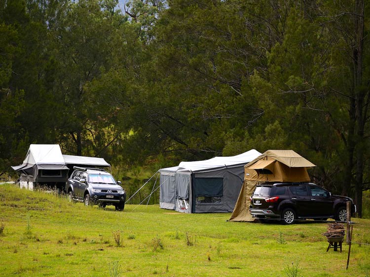 Campers camping at Gleneden Farm